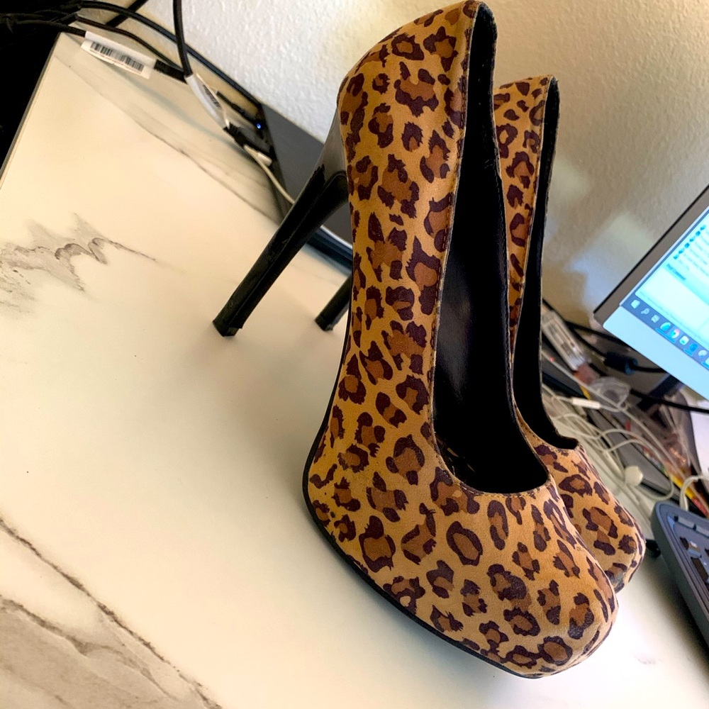 Kardashian Kollection Heels